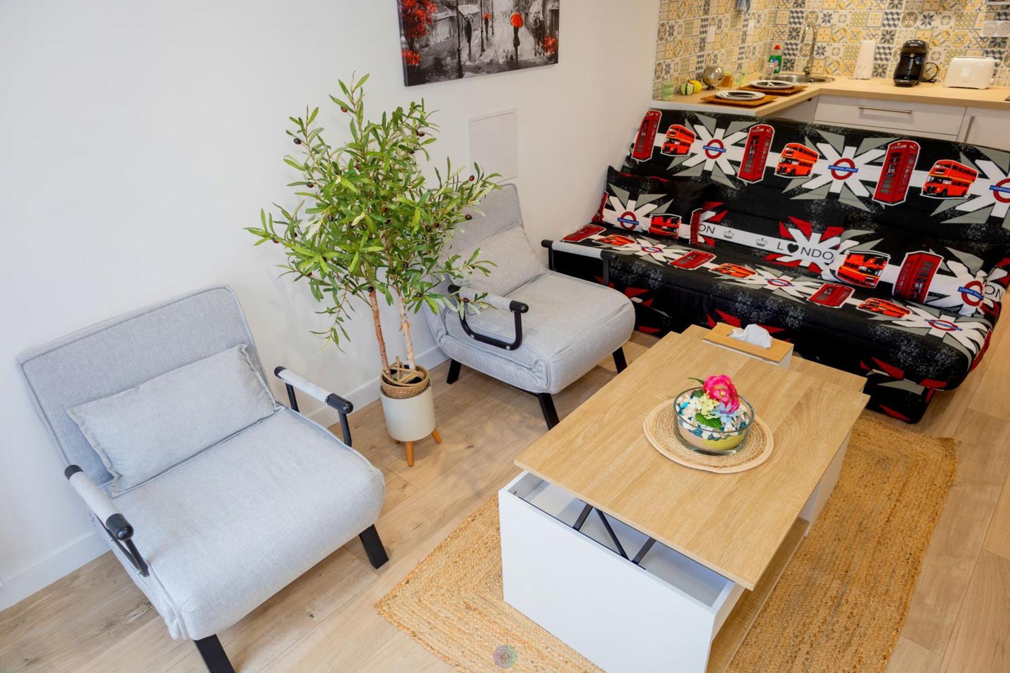 The Silent Green Lounge, Noisiel Exteriör bild