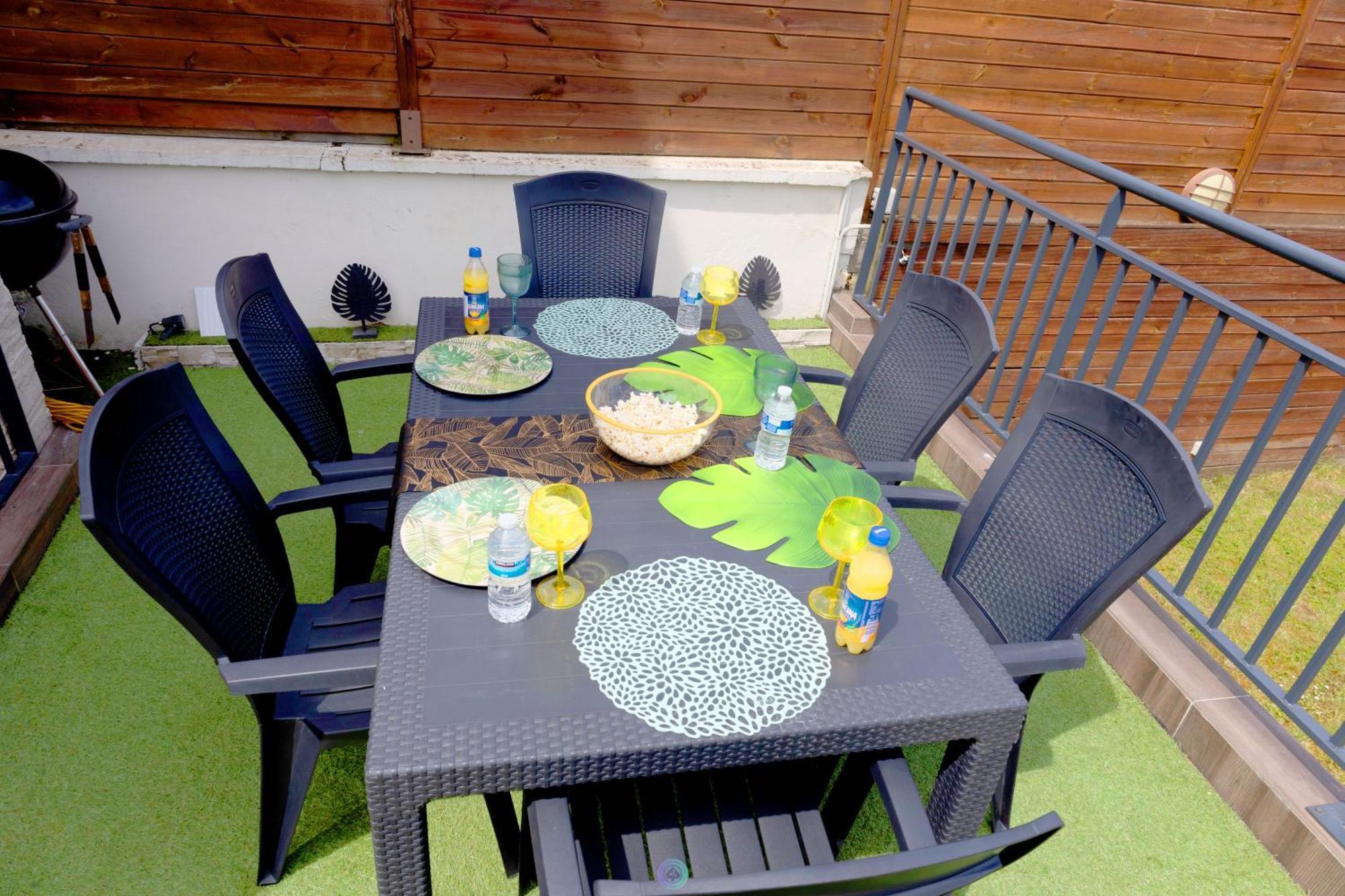 The Silent Green Lounge, Noisiel Exteriör bild